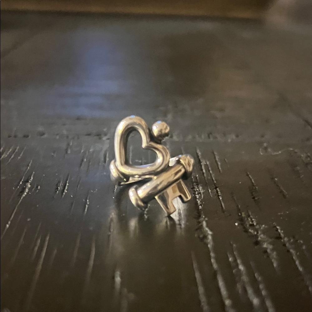 James Avery key to my heart ring size 6